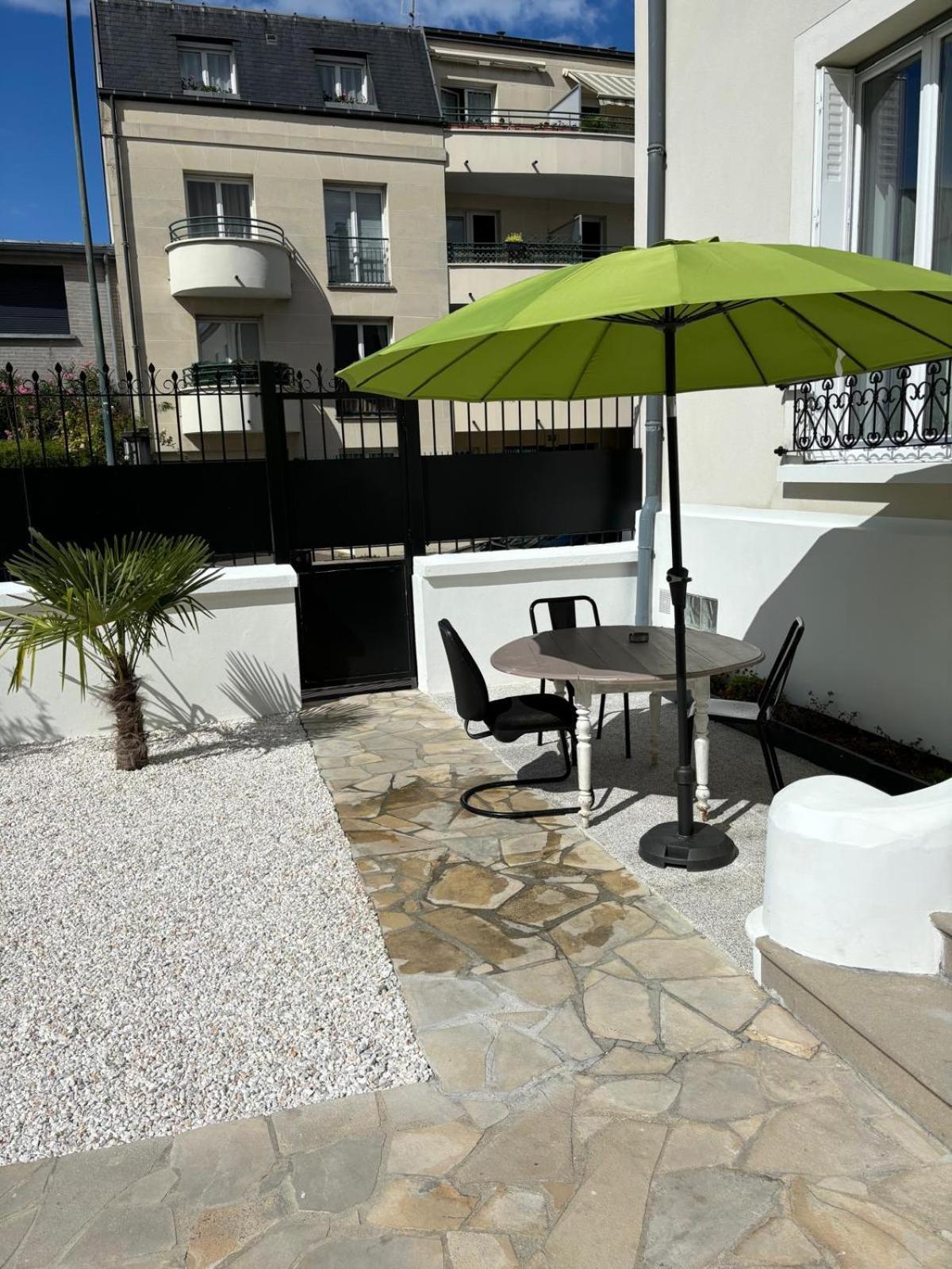 Appartement 2 Chambres Dans Une Belle Maison A Proximite De Paris Asnières Zewnętrze zdjęcie